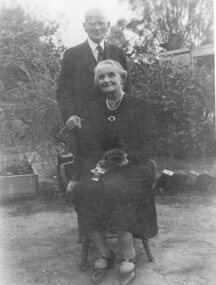 Photograph, Mathers & Phillips Families etc named in the Paperwork