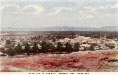 Postcard, Stawell Panoramic view looking towards the Grampians -- Postcard -- Coloured