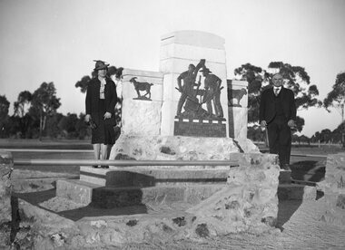 Photograph, Pioneers Memorial at Deep Lead with Mrs M Davidson nee Unknown, the Secretary & Cr D Williams of the Construction Committee 1937