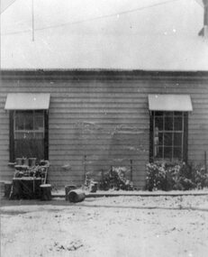 Photograph, Police House in Stawell West -- Corner of Griffin Street and Leslie Street with snow 1949