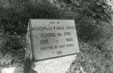 Photograph, Mokepilly / Fyans Creek State School Number 1789 Plaque -- Old Site