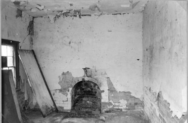 Photograph, Small Brick Cottage at the rear of the Wehl Family home "Carlsruhe" on the Western Highway