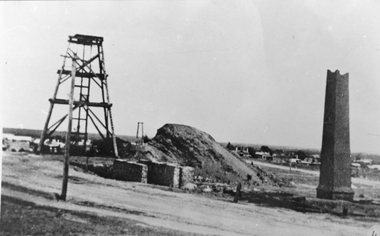 Photograph, Sloane's & Scotchman United Quartz Mining Company remains of Poppet Head, Chimney & Engine Mounts