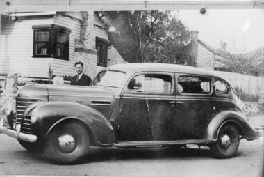 Photograph, Mr F C Kingston's Taxis in Stawell c1940