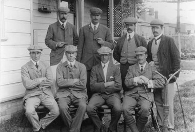 Photograph, "Kirkella" Homestead with a group of Golfers 1904