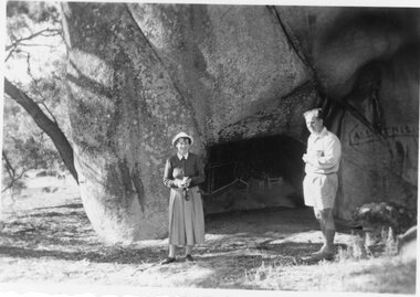 Photograph, Stawell Field Naturalists at Bunjil's Shelter in the Black Range 1957