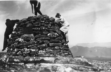 Photograph, Stawell Field Naturalists at Mt William 1954 & 1982 -- 4 Photos -- 1 Coloured