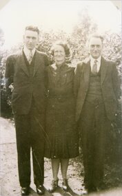 Photograph, Mr Norm Hume, Miss Florence Hume & Mr George Hume -- 3 children from the Hume Family from Deep Lead