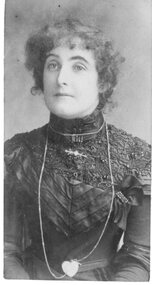 Photograph, Possibly Kate Goldsworthy 1904 -- Studio Portrait