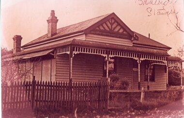 Photograph, "Braeside" Heal Family home in Moonlight Street site now No 45