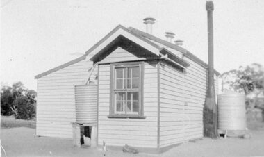 Photograph, Callawadda State School Number 2750 with Students 1930's