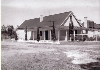Photograph, Salinger's House in Great Western with front on view from road shows Winery, Shed & the residence at the rear 1959