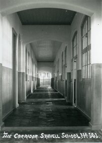 Photograph, Stawell Primary School Number 502 showing the Corridor
