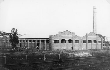 Photograph, Stawell Woollen Mills Under Construction & nearing completion c1920