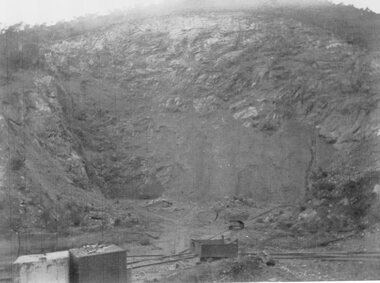 Photograph, Jubilee Open Cut Wonga Company Cyanide Gold Recovery 1899