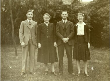 Photograph, McGregor Family group with Mr Bill McGregor on the left