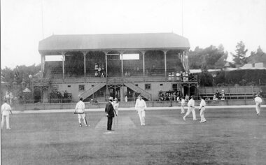 Photograph, Stawell No2 Cricket Eleven -- Central Park Match