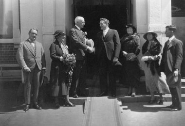 Photograph, Cr & Mrs Freeland nee Unknown with Mr and Mrs Sharpley nee unknown & 3 Unknown persons in front of the Stawell Town Hall