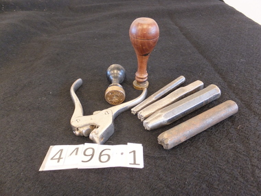 Memorabilia - Realia