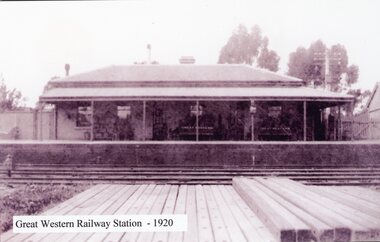 Photograph, Railway Station at Great Western 1920