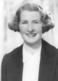 Photograph, Mrs Edna May Neil nee Rowlands 1938