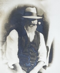 Photograph, Johannes Valentine