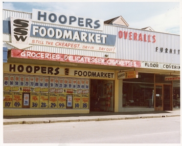 Photograph, Pleasant Creek Special School, November 1975,  Hooper's SSW Supermarket, Rex Overalls Furniture shop, Nov 1975
