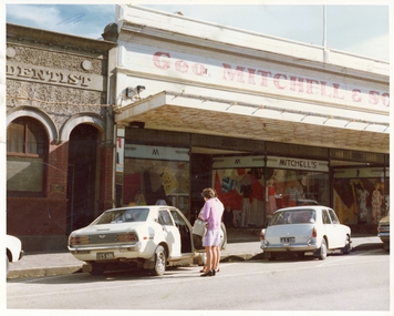 Photograph, Pleasant Creek Special School, Joe Wilkinson Dentist, George Mitchell & Sons Nov 1975, Nov 1975