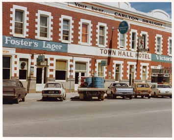 Photograph, Pleasant Creek Special School, Town Hall Hotel, Fish & Chip Shop Nov 1975, Nov 1975