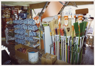 Photograph, Pleasant Creek Special School, Frank Floyd Pty Ltd. Hardware Store interior Wimmera Street Stawell Nov 1975, Nov 1975