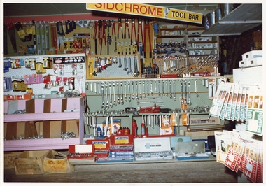 Photograph, Pleasant Creek Special School, Frank Floyd Pty Ltd. Hardware Store interior Wimmera Street Stawell Nov 1975, Nov 1975