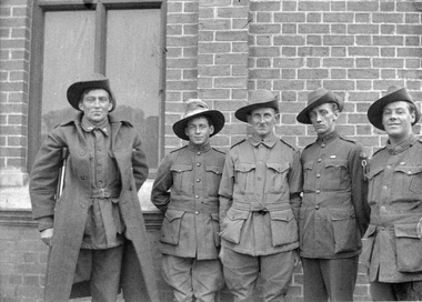 Photograph, Group of WW1 Soldiers, early 1900's