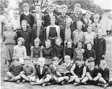 Photograph, Navarre Primary School Students 1940