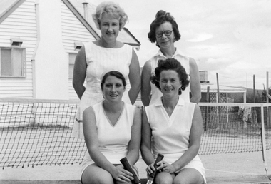 Photograph, C V Colour Labs, St Matthews Robins Tennis Team 1976-1977