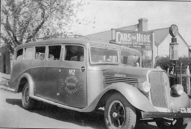 Photograph, Kingston's Coach c1940's