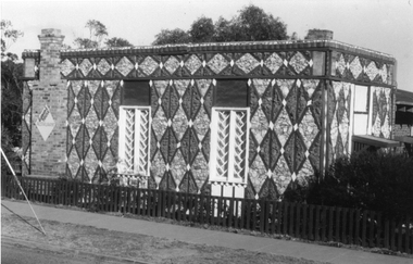 Photograph, Diamond House
