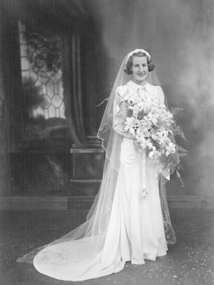 Photograph, Mrs Edna May Neil nee Rowlands 1938