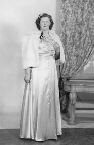 Photograph, Chapman, Possibly May Hall 1949 -- Possibly Chrismas, 1949