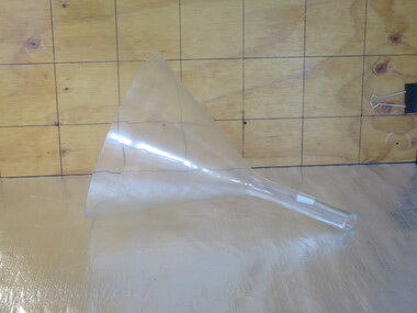 Equipment - Realia - Glassware, Aunde/ Norwellan