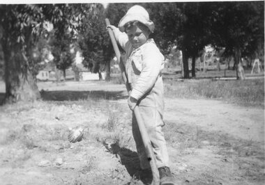 Photograph, Students at Pleasant Creek Training Centre 1937-1942