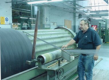 Photograph - Aunde Album 29, Watching Yarn wind onto Warper, 2002