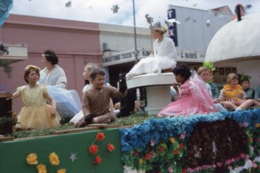 Photograph, Ian McCann, Parades