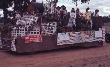 Slide, Ian McCann, Concongella School Parade - Concongella Vinyard float