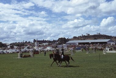 Slide, Ian McCann, Stawell Show