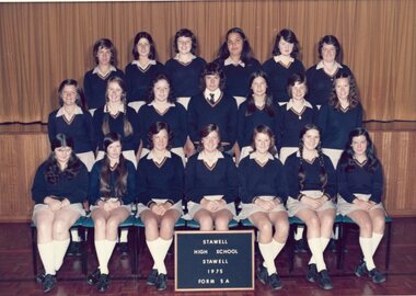 Photograph, Stawell High School Students1975, 1975