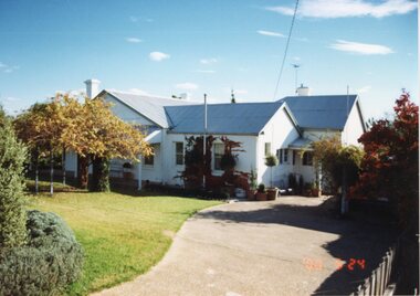 Photograph, 30 Seaby St