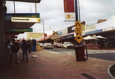 Photograph, Gold Reef Mall  -- Main Street Stawell 2003