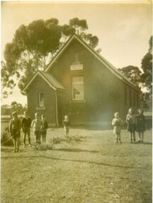 Photograph, Deep Lead School