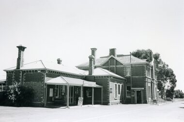 Photograph, Railway Station Stawell Used as a Bus Station 1995