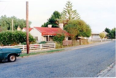Photograph, Red Roof House